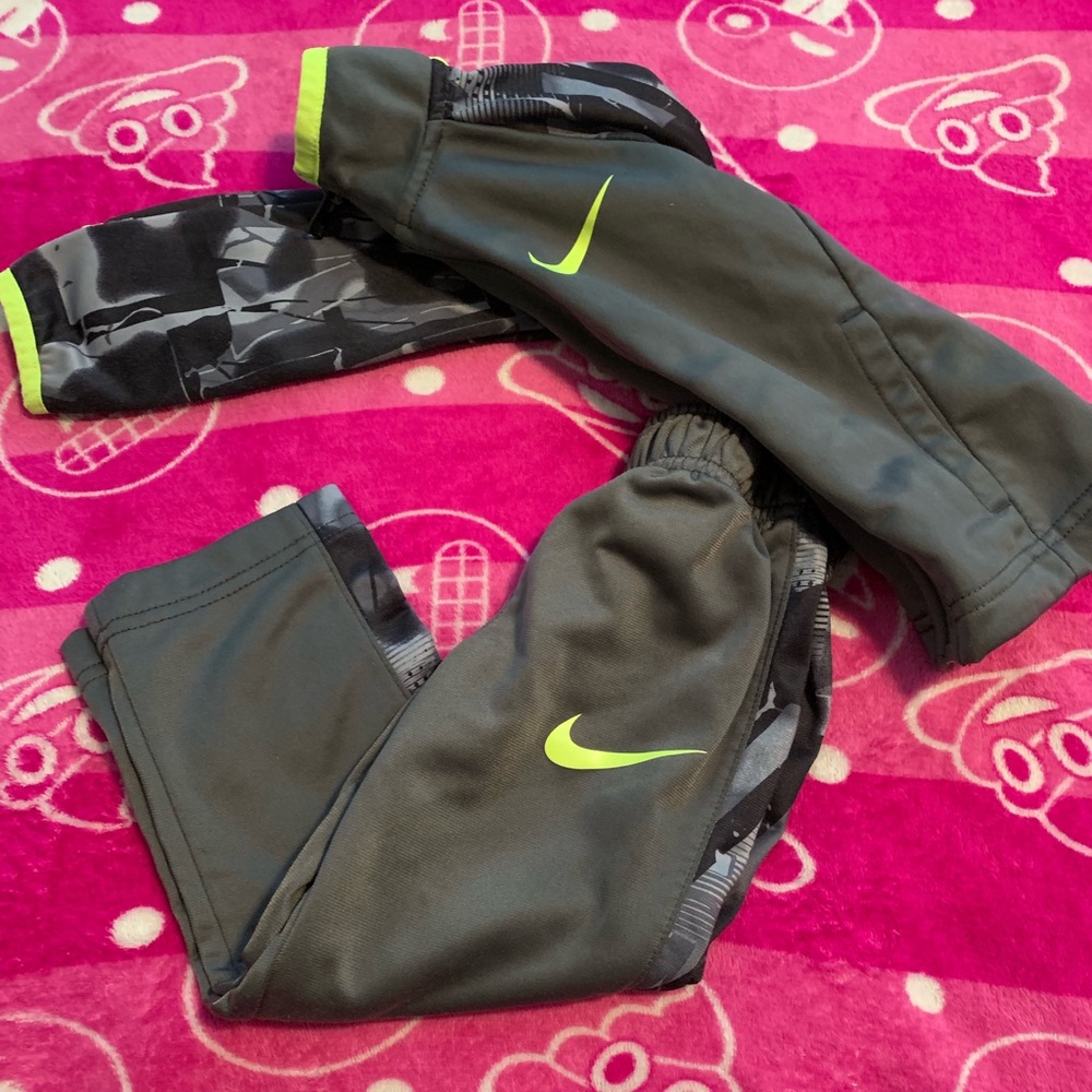 Nike track suit